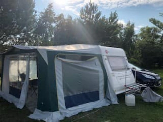                         Przyczepa Burstner 400 TS Ventana Mover Truma z pilotem DMC 990 - zdjęcie 8
                        