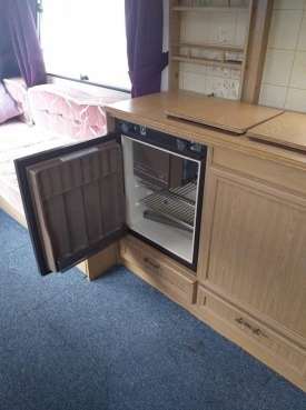                         Przyczepa kempingowa Elddis Hurricane GTX - zdjęcie 6
                        