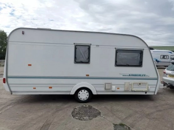                         Przyczepa Kempingowa Coachman Kimberley 450/2 przedsionek 2001 - zdjęcie 3
                        