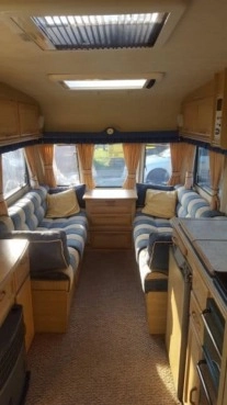                         Przyczepa Lunar LX 2000 462 - zdjęcie 7
                        