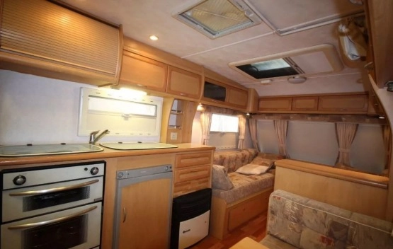                         Przyczepa Compass 514 z 2005 roku - zdjęcie 19
                        