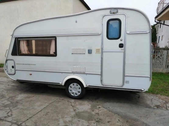                        Przyczepa kempingowa Celeste z 1991 roku - zdjęcie 1
                        