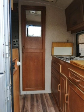                         Przyczepa kempingowa Celeste z 1991 roku - zdjęcie 3
                        