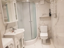                         Dom mobilny całoroczny 4m x 10 m , wyposażony, prawie nowy - zdjęcie 14
                        