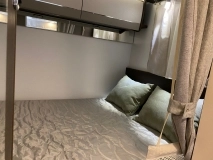                         Wynajem BENIMAR TESSORO 442 2021 MAX doposażony - zdjęcie 7
                        