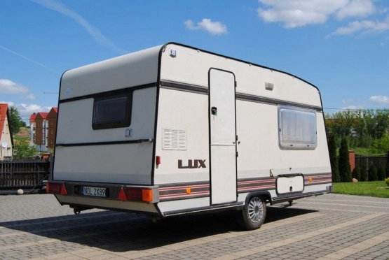                         BURSTNER kompletna, mobilna, idealna na działkę, budowę. ZAREJESTROWANA - zdjęcie 8
                        