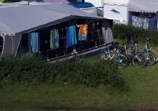                         KNAUS Azur 500 z 1999 roku - zdjęcie 12
                        