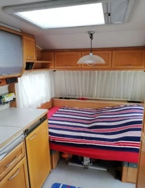                         KNAUS Azur 500 z 1999 roku - zdjęcie 16
                        