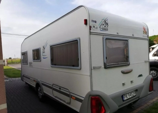                         KNAUS Azur 500 z 1999 roku - zdjęcie 3
                        