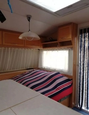                         KNAUS Azur 500 z 1999 roku - zdjęcie 6
                        