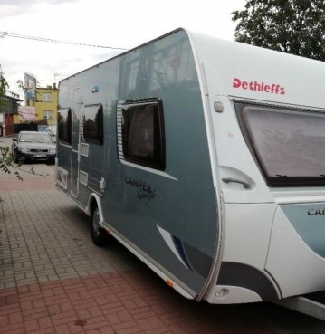                         Dethleffs Camper z 2008 roku - zdjęcie 12
                        