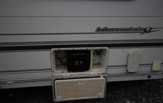                         Przyczepa Abbey Cris z 2005 roku - zdjęcie 10
                        