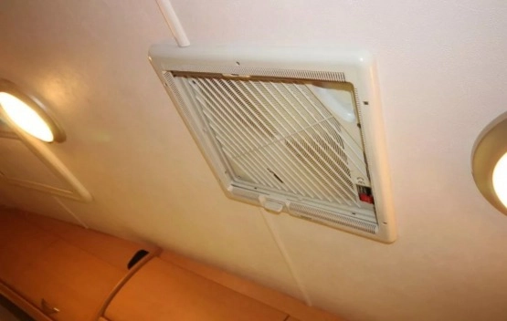                         Przyczepa Abbey Cris z 2005 roku - zdjęcie 7
                        