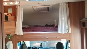                         Weinsberg 550 MG krótka kompaktowa alkowa - zdjęcie 3
                        