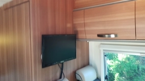                         Weinsberg 550 MG krótka kompaktowa alkowa - zdjęcie 2
                        