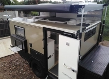                         Przyczepa kempingowa off road z podnoszonym dachem - zdjęcie 3
                        