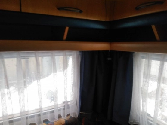                         Hobby De Luxe 400 - zdjęcie 32
                        