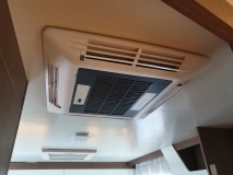                         Wynajem Ford Transit Roller Team 284TL - 5os - zdjęcie 3
                        