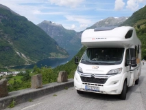                         Kamper ADRIA CORAL XL 7 os. - zdjęcie 2
                        