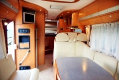                         Kamper fiat ducato 28JTD 102tyś 2006r - zdjęcie 5
                        