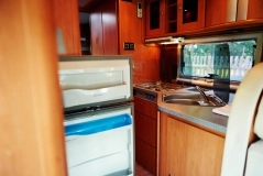                         Kamper fiat ducato 28JTD 102tyś 2006r - zdjęcie 1
                        