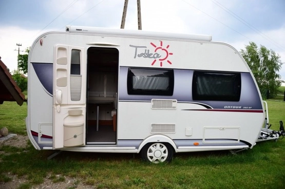                         Przyczepa Hobby rok 2015 jeszcze na gwarancji !!! - zdjęcie 13
                        