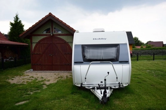                         Przyczepa Hobby rok 2015 jeszcze na gwarancji !!! - zdjęcie 15
                        