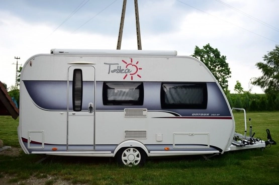                         Przyczepa Hobby rok 2015 jeszcze na gwarancji !!! - zdjęcie 1
                        