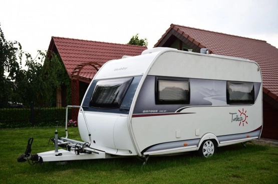                         Przyczepa Hobby rok 2015 jeszcze na gwarancji !!! - zdjęcie 3
                        