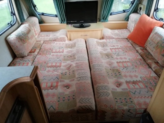                         Przyczepa kempingowa Lunar Zenith - zdjęcie 14
                        