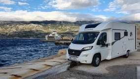                         Fiat BAVARIA T716P 2019 - 5 lat gwarancji 6 miejsc do spania Doposażony Niski przebieg - zdjęcie 2
                        