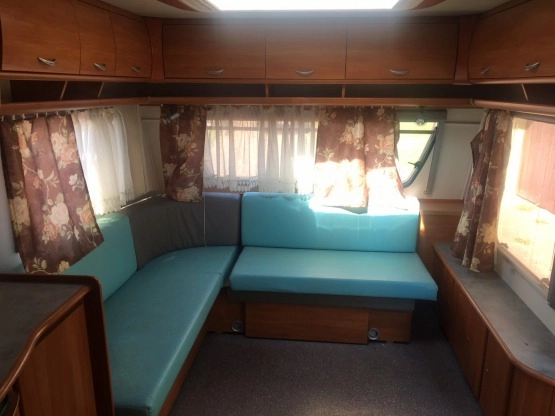                         DETHLEFFS BEDUIN 2004 z klimatyzacją - zdjęcie 5
                        