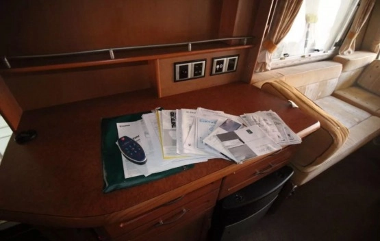                         Przyczepa Bessacarr z 2005 roku - zdjęcie 11
                        