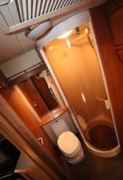                         Przyczepa Bessacarr z 2005 roku - zdjęcie 17
                        