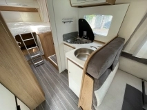                         CI Horon 84XT Automat 170KM - zdjęcie 16
                        