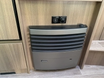                         Dethleffs C-Joy 420 QSH - zdjęcie 11
                        