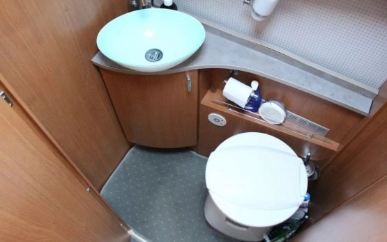                         Mercedes-Benz PILOTE Explorateur G743 - zdjęcie 12
                        