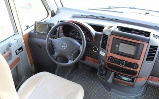                         Mercedes-Benz PILOTE Explorateur G743 - zdjęcie 6
                        