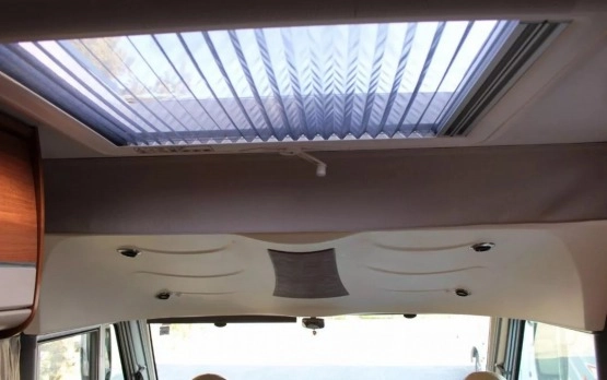                         Mercedes-Benz PILOTE Explorateur G743 - zdjęcie 7
                        