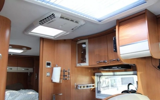                         Mercedes-Benz PILOTE Explorateur G743 - zdjęcie 9
                        