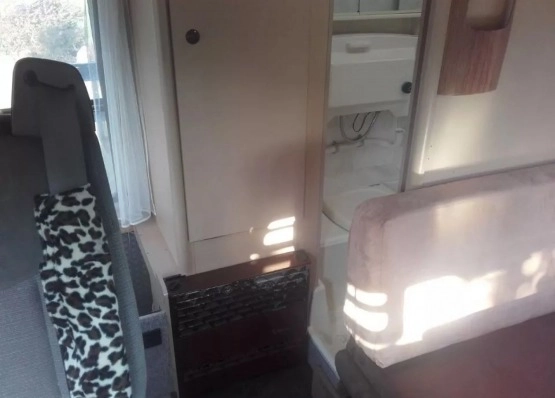                         Citroën C 25 - zdjęcie 11
                        