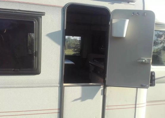                         Citroën C 25 - zdjęcie 19
                        