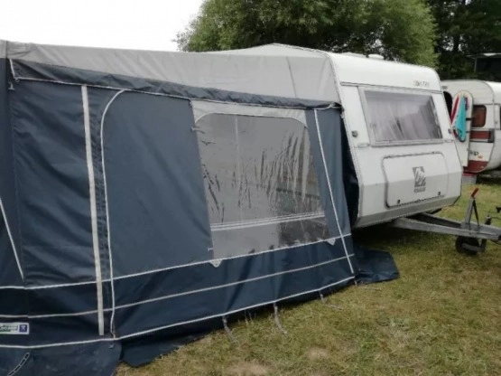                         Przyczepa kempingowa Knaus Country, 4-5 osobowa z łóżkiem piętrowym. - zdjęcie 6
                        