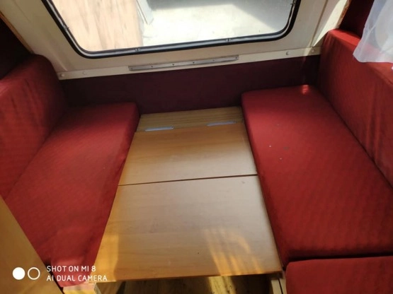                         Sprzedam Niewiadówkę - zdjęcie 4
                        