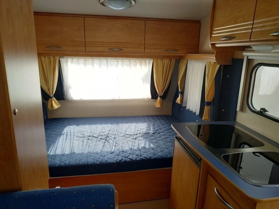                         Caravelair Antares Luxe 390, 2004 rok, DMC 900 kg - zdjęcie 9
                        