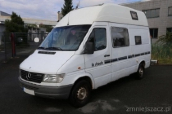                         Mercedes Sprinter 312 La Strada Magellan Stan idealny - zdjęcie 16
                        
