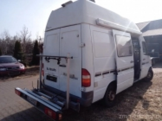                         Mercedes Sprinter 312 La Strada Magellan Stan idealny - zdjęcie 7
                        