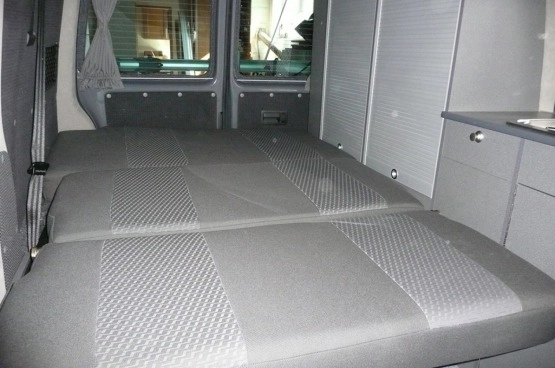                         VOLKSWAGEN Camper T5 Nowa zabudowa 2014 r., salon POLSKA - zdjęcie 6
                        