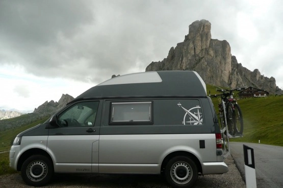                         VOLKSWAGEN Camper T5 Nowa zabudowa 2014 r., salon POLSKA - zdjęcie 7
                        