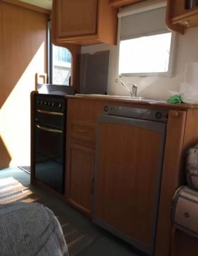                         Elddis AVONDALE RIALTO PRZYCZEPA Kempingowa AVONDALE RIALTO Super Stan Polecam - zdjęcie 13
                        